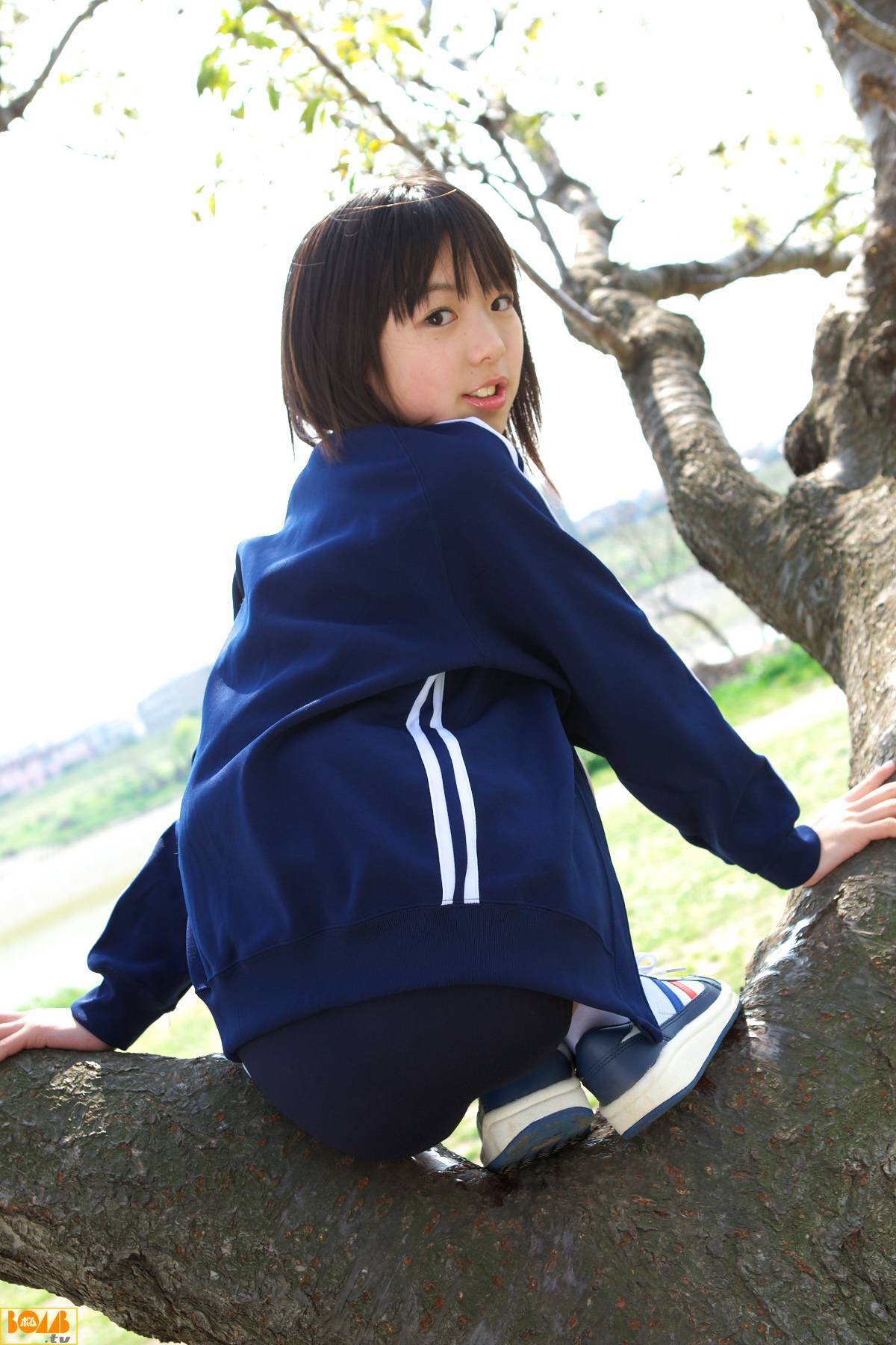 Nanako Niimi 新実菜々子 Bomb.TV 日本性感美人